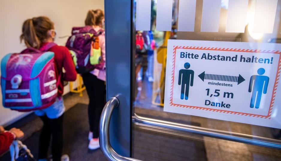 Infektimet jane rritur por OBSH ben thirrje te mos mbyllen shkollat